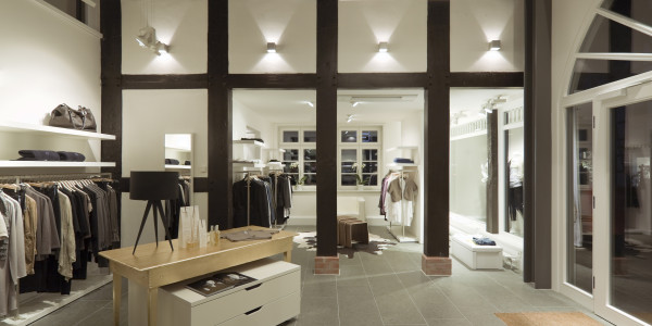 Gestión Integral de Proyectos Navès · Diseño de interiores de espacios comerciales